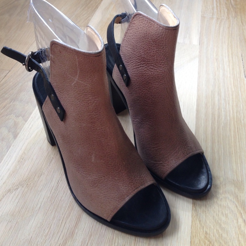 rag & bone Wyatt sandals size 37.5